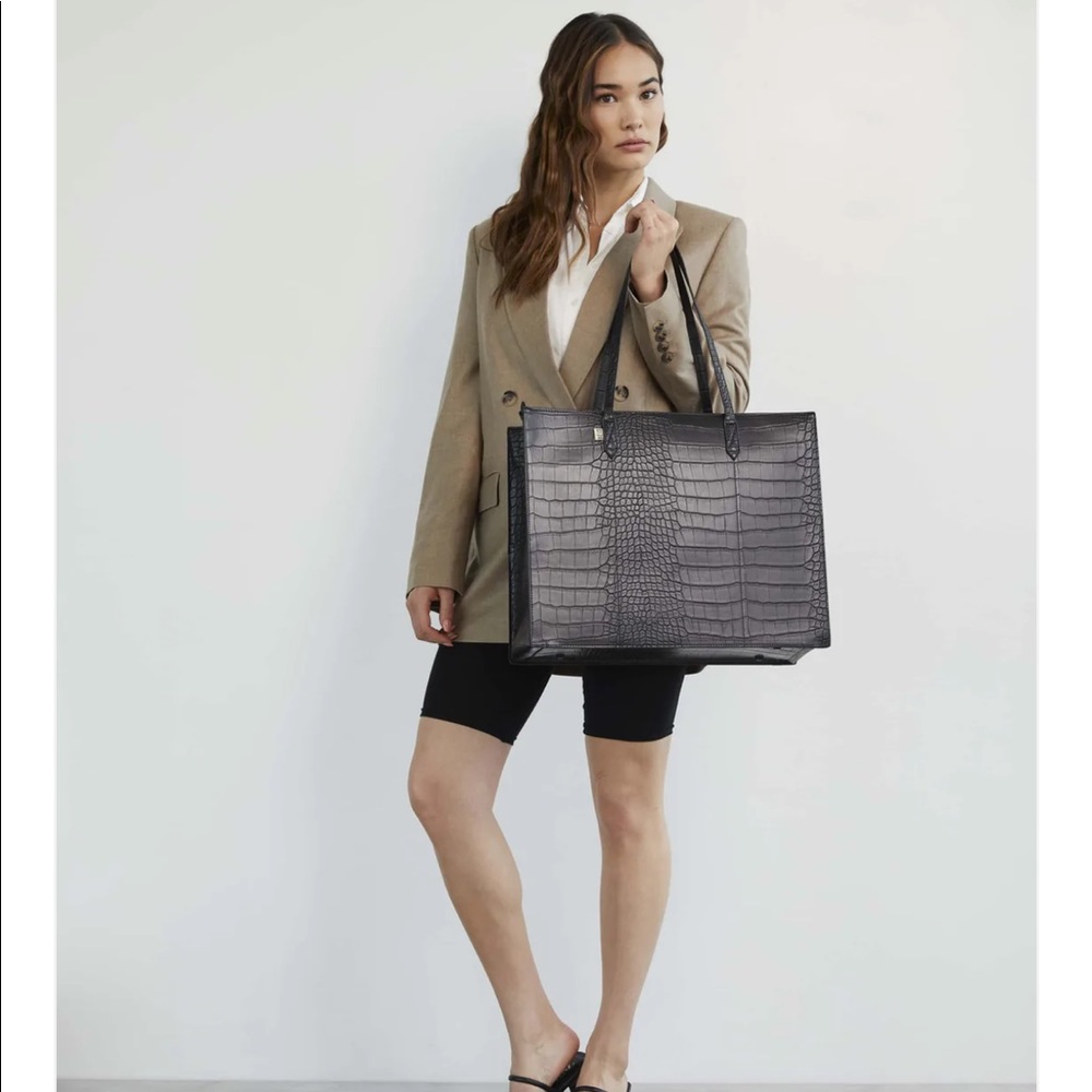 Beis Work tote croc
